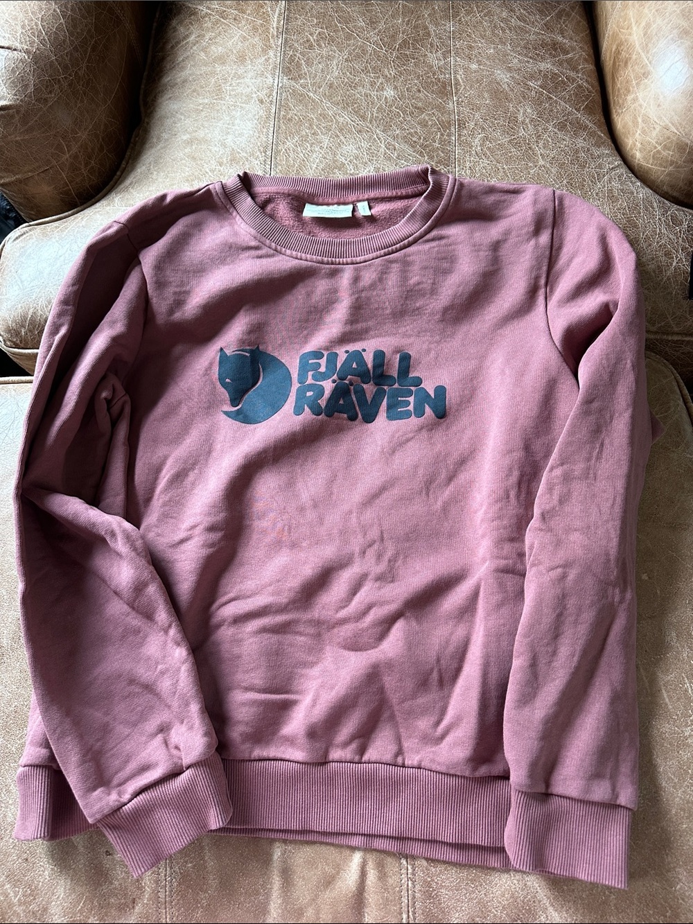 Fjallraven Women's Rose Crewneck Sweatshirt with Logo